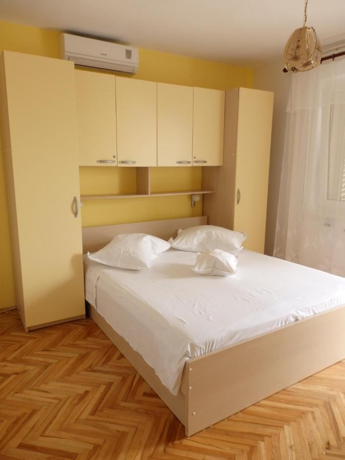 Apartmani Stipan Brela Eksteriør billede