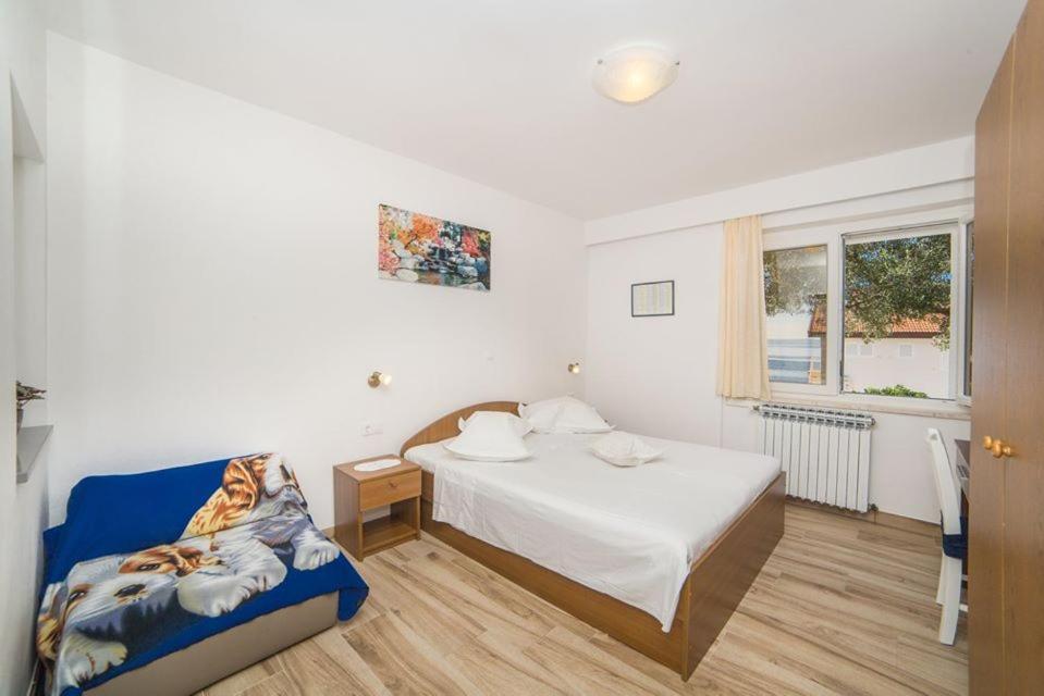 Apartmani Stipan Brela Eksteriør billede